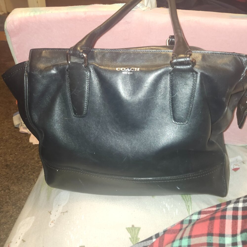 BLACK LEATHER COACH BAG LARGE
